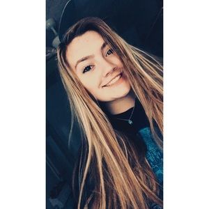 Meet your Posher, Megan